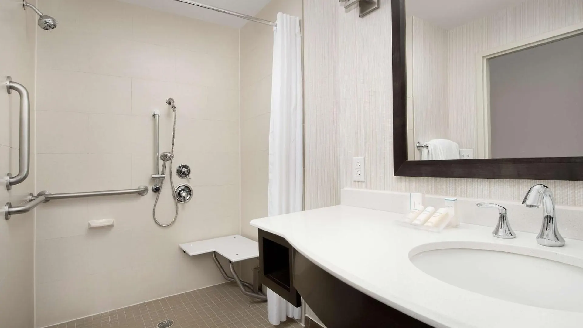 Hilton Garden Inn Charlotte Airport