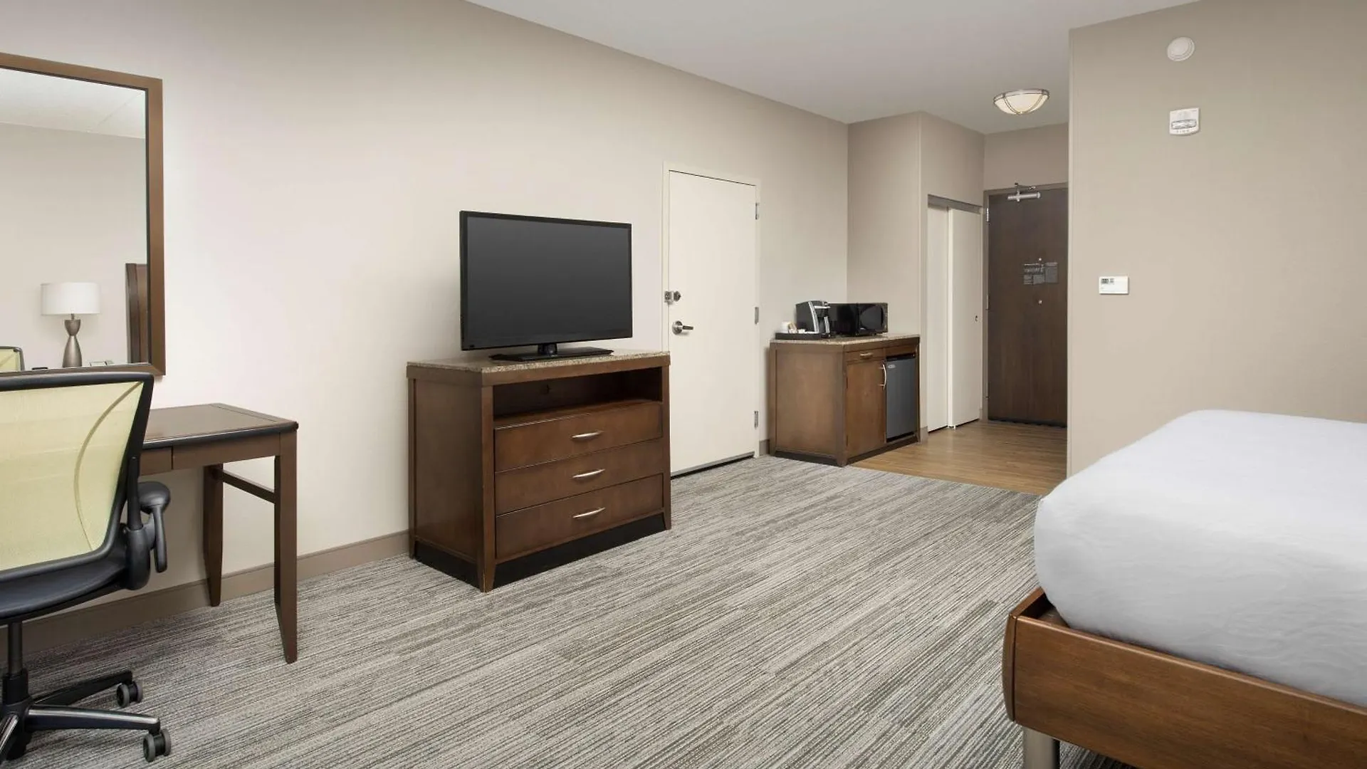 Hilton Garden Inn Charlotte Airport ABD