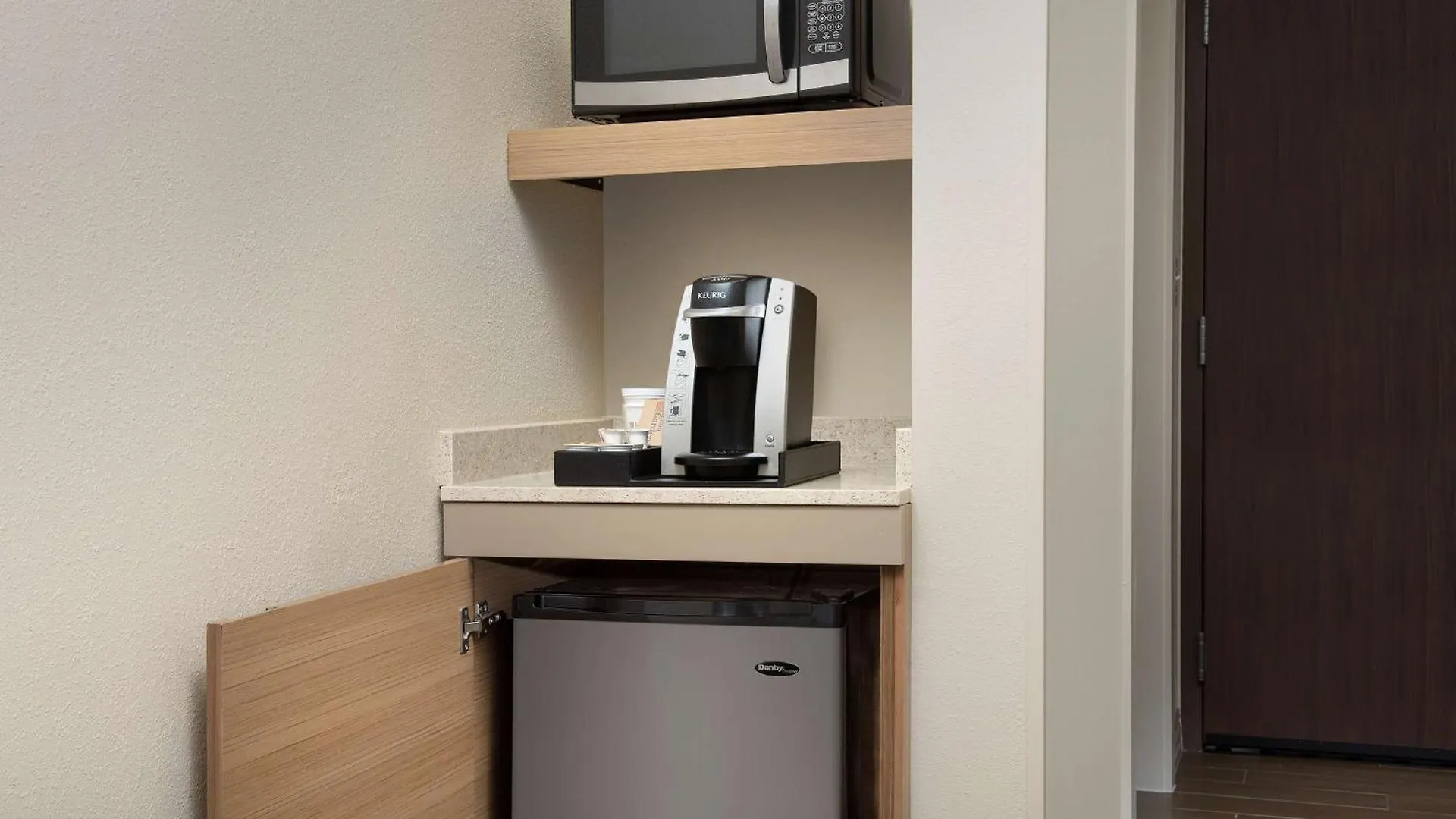 Hilton Garden Inn Charlotte Airport 3*,  ABD