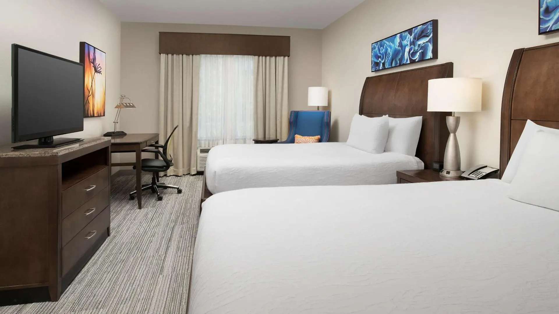 *** Otel Hilton Garden Inn Charlotte Airport ABD