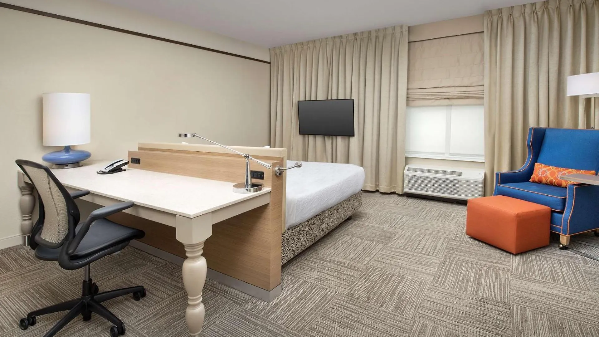 Hilton Garden Inn Charlotte Airport ABD