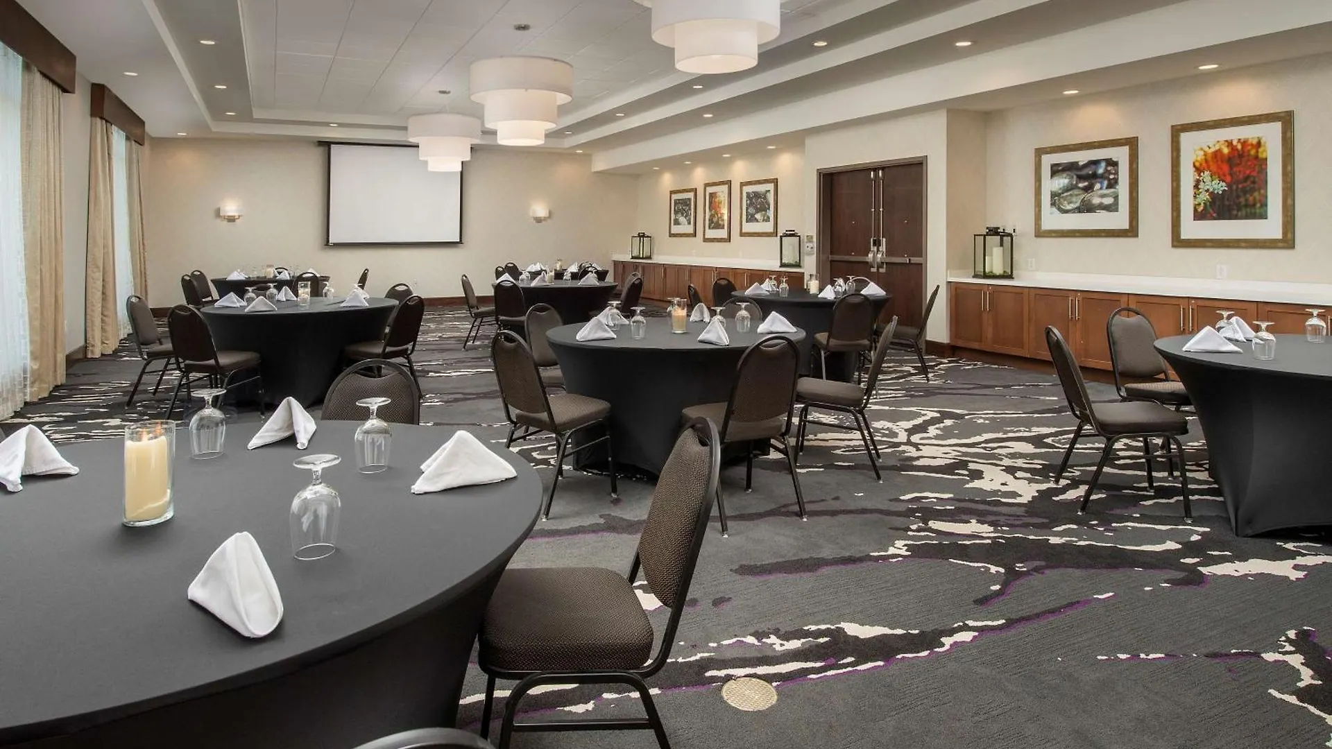 Hilton Garden Inn Charlotte Airport Otel