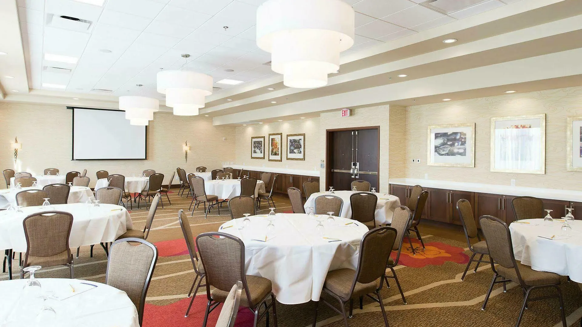Hilton Garden Inn Charlotte Airport ABD