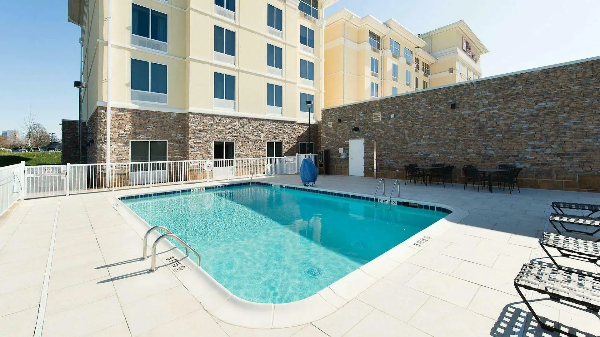 Hilton Garden Inn Charlotte Airport ABD